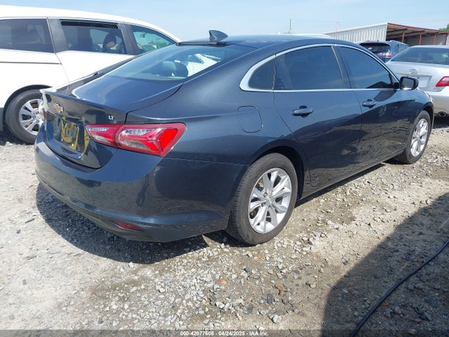 1G1ZD5STXKF135950 Chevrolet MALIBU LT