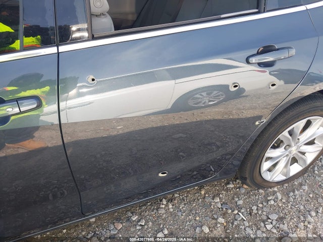 1G1ZD5STXKF135950 Chevrolet MALIBU LT