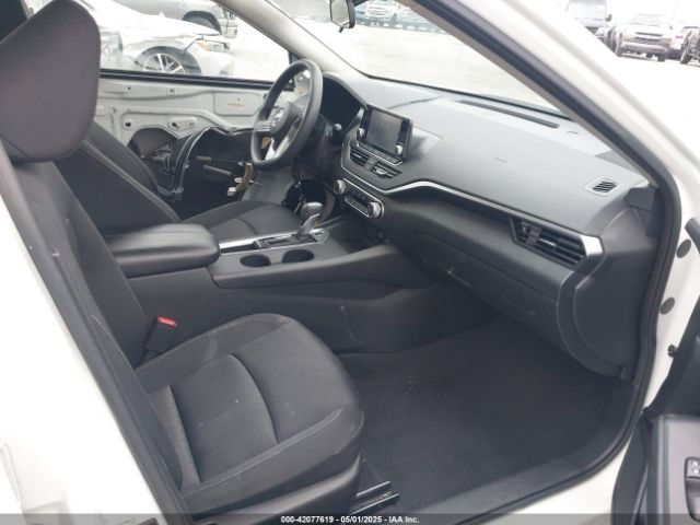 1N4BL4BV1MN398303 Nissan Altima S Fwd