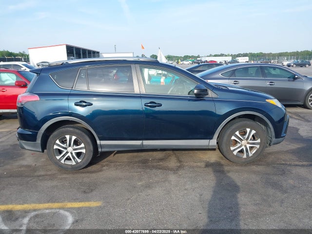 Toyota RAV4 LE 2017 JTMZFREV4HJ136104 Image 13