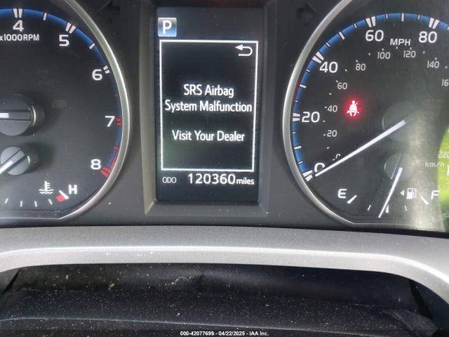 Toyota RAV4 LE 2017 JTMZFREV4HJ136104 Image 15