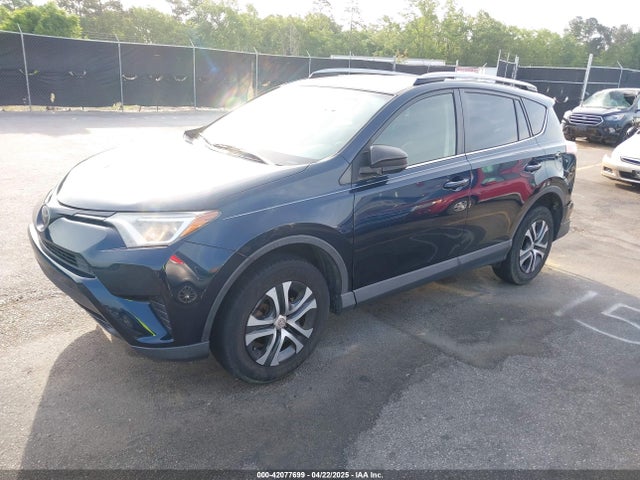 Toyota RAV4 LE 2017 JTMZFREV4HJ136104 Image 2