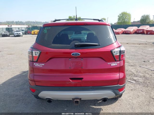 1FMCU9J9XHUC58805 Ford Escape Titanium