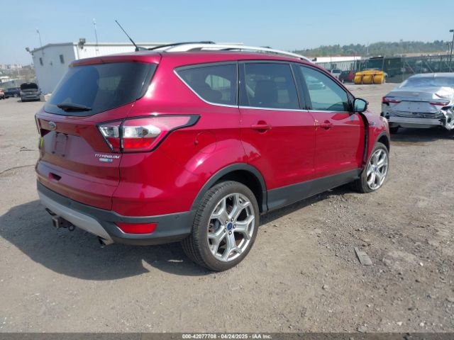1FMCU9J9XHUC58805 Ford Escape Titanium