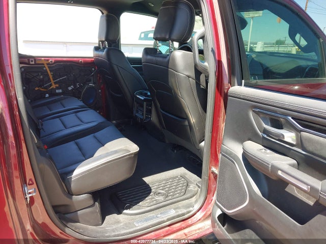 1C6SRFJT0KN926034 RAM 1500 Laramie  4x4 5'7 Box