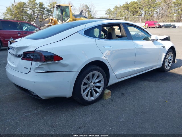 2016 TESLA MODEL S 5YJSA1E26GF147327 Photo 3