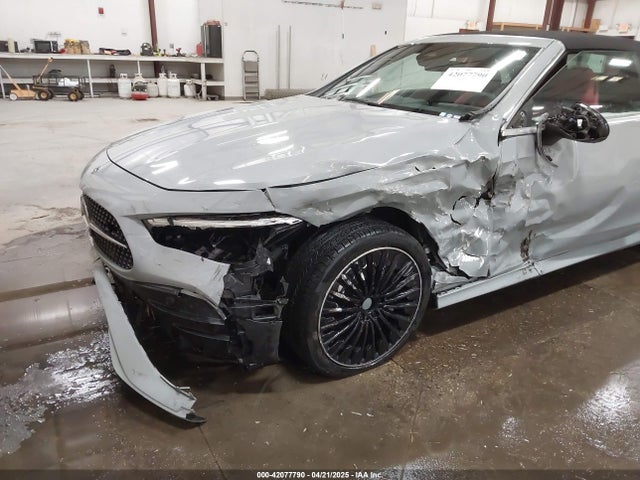 W1KMK4HB7SF049646 Mercedes-Benz Cle 300 4matic