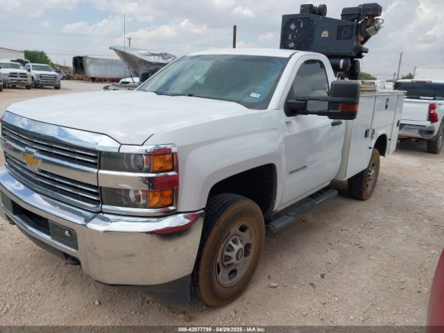 1GB0CUEG2HZ266958 Chevrolet Silverado 2500hd Wt