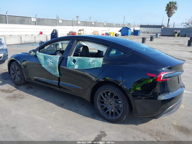 Tesla 2024 2024 5YJ3E1EA7RF861745 Image 3