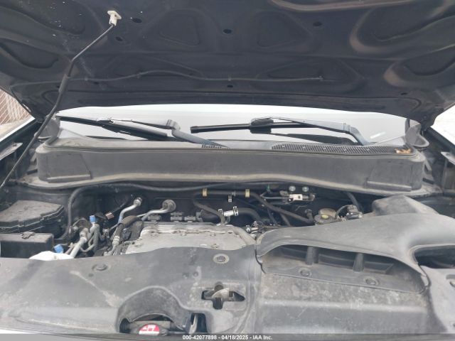 5FNYF3H39FB013616 Honda PILOT SE