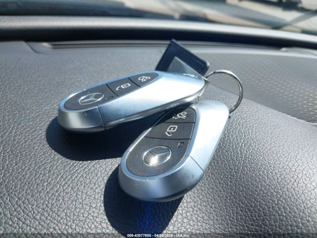 W1KAF4HB4NR011074 Mercedes-Benz C 300 4matic