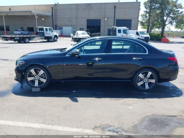 W1KAF4HB4NR011074 Mercedes-Benz C 300 4matic