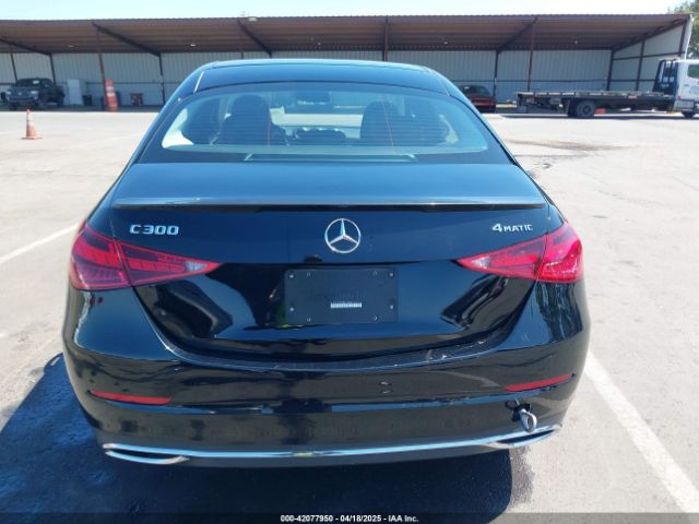 W1KAF4HB4NR011074 Mercedes-Benz C 300 4matic