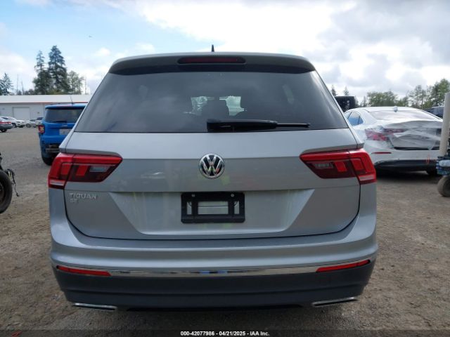 3VV3B7AX0MM008809 Volkswagen Tiguan 2.0t Se/2.0t Se R-line Black/2.0t Sel