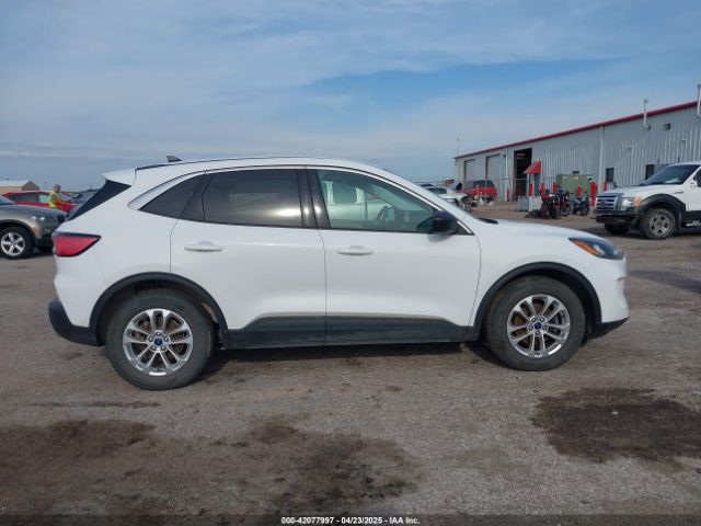 1FMCU0G66NUB01020 Ford ESCAPE SE