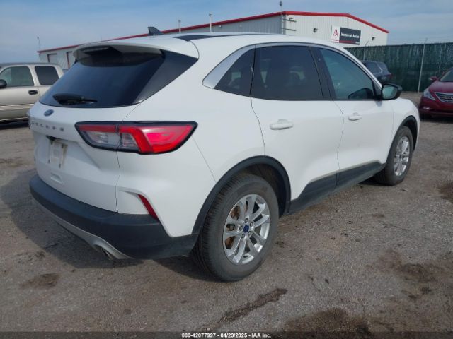 1FMCU0G66NUB01020 Ford ESCAPE SE