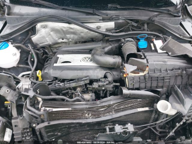 WVGBV3AXXEW015452 Volkswagen Tiguan R-line