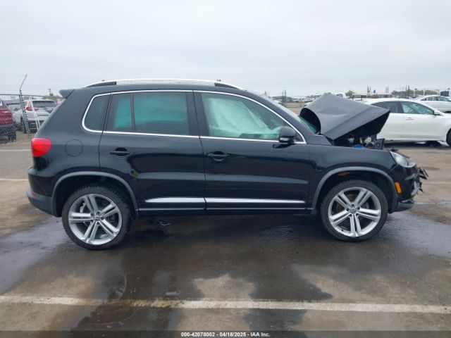 WVGBV3AXXEW015452 Volkswagen Tiguan R-line