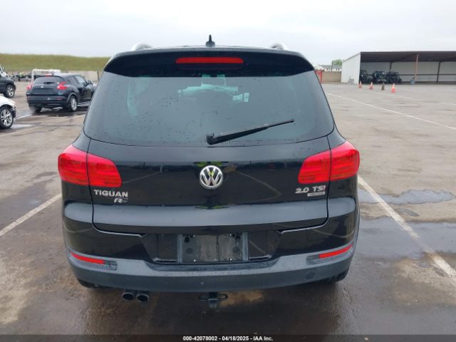 WVGBV3AXXEW015452 Volkswagen Tiguan R-line
