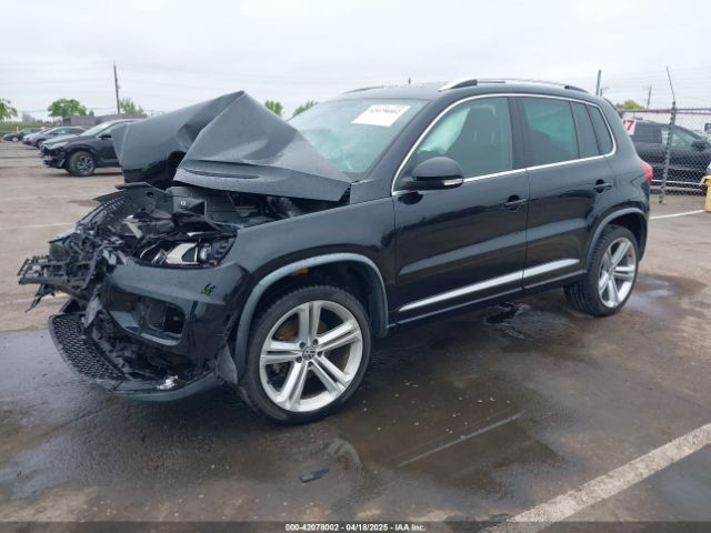 WVGBV3AXXEW015452 Volkswagen Tiguan R-line