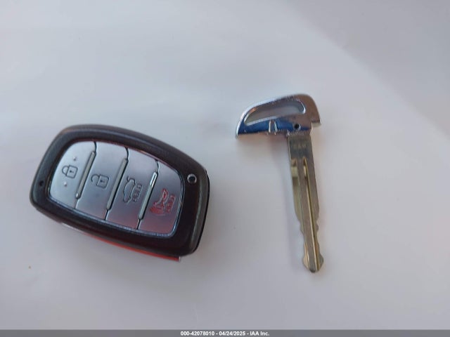 KMHD84LF5HU067047 Hyundai Elantra Limited