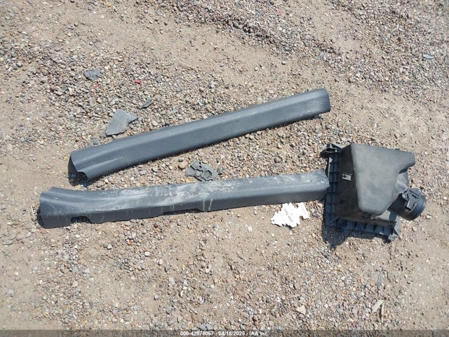 4T1F11AK0MU557031 Toyota CAMRY XLE
