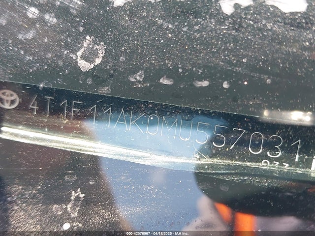 4T1F11AK0MU557031 Toyota CAMRY XLE