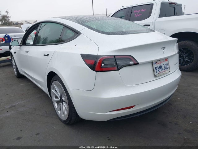 2022 TESLA MODEL 3 5YJ3E1EB8NF195708 Photo 2