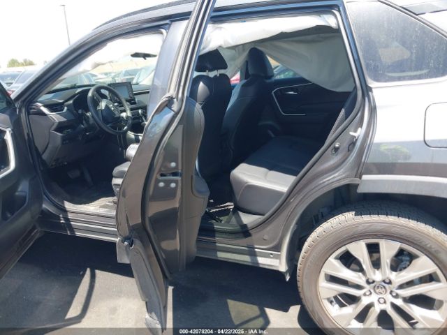 2T3C1RFV0MC157984 Toyota Rav4 Xle Premium