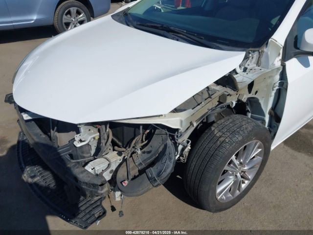 5YFBURHE5EP057843 Toyota Corolla Le Plus