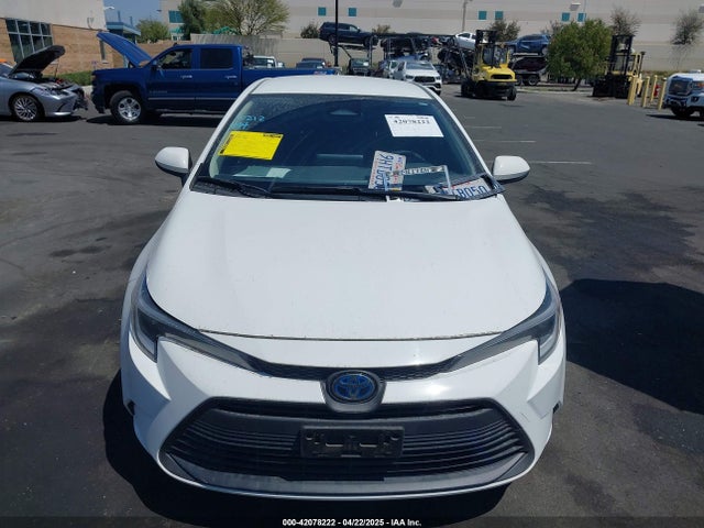 Toyota Corolla Hybrid Le 2023 JTDBCMFE0P3026617 Image 13
