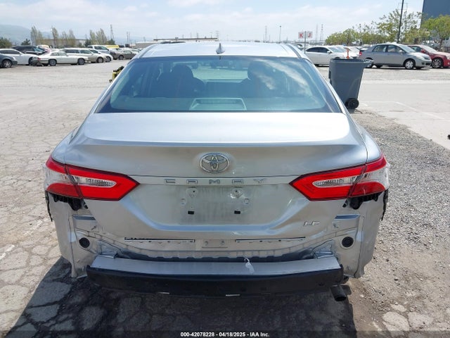 4T1C11AK1LU901886 Toyota CAMRY LE