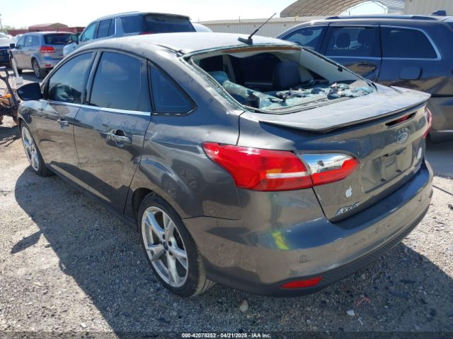 1FADP3J26FL334044 Ford Focus Titanium