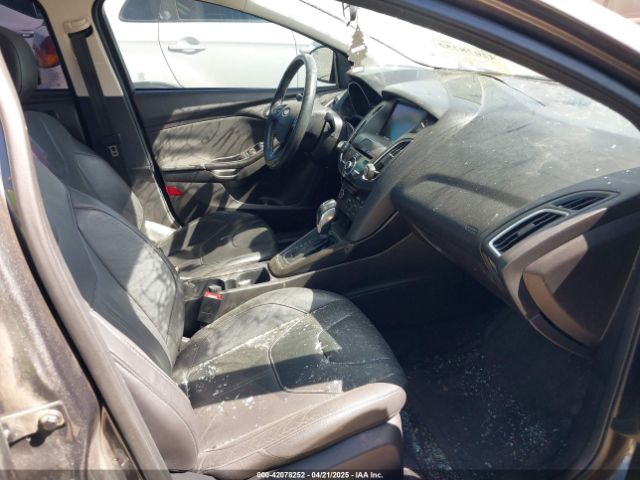 1FADP3J26FL334044 Ford Focus Titanium