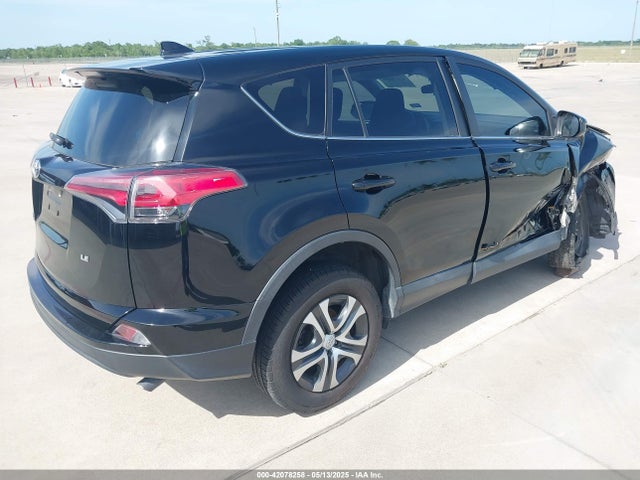 Toyota 2ar-fe 2018 2T3ZFREV5JW498143 Image 4