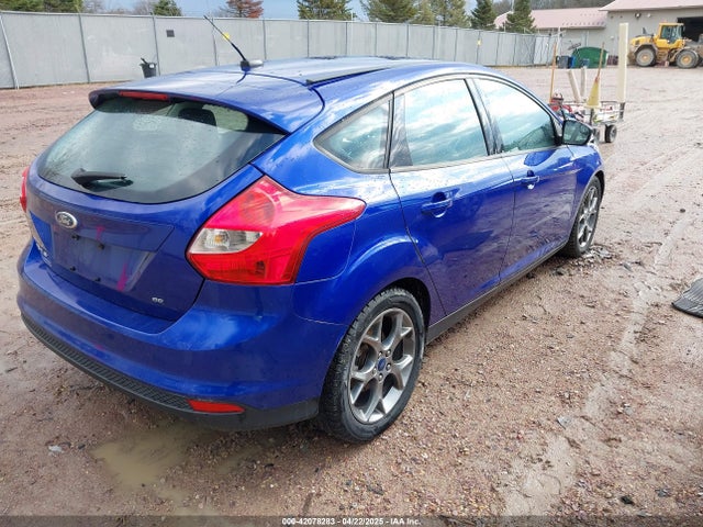 1FADP3K2XEL337834 Ford FOCUS SE