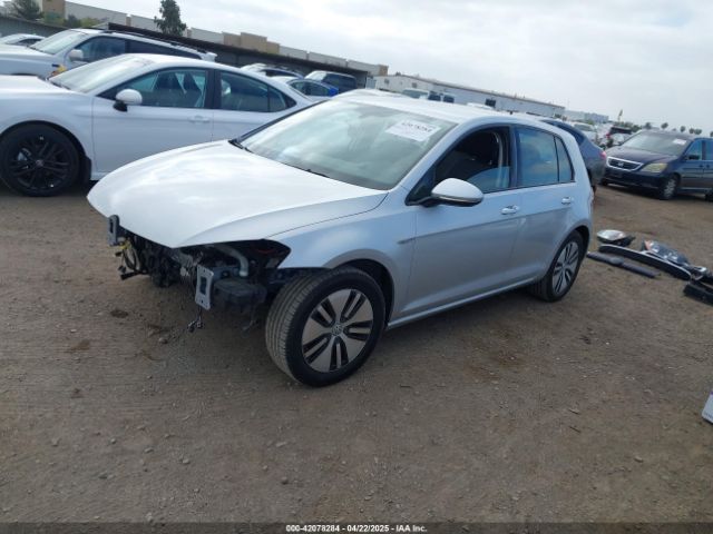 WVWKP7AU7GW911870 Volkswagen E-golf Se