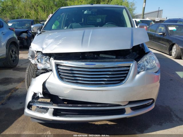 2011 CHRYSLER TOWN & COUNTRY 2A4RR8DG8BR712567 Photo 5
