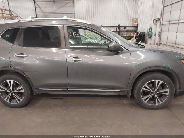 JN8AT2MV4HW016101 Nissan Rogue Sl