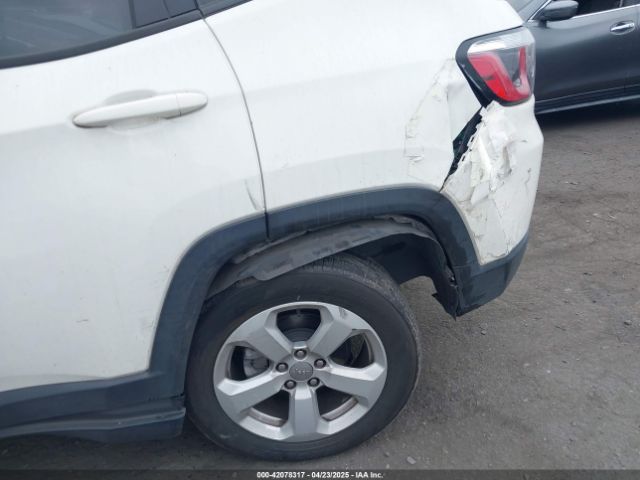 3C4NJCBB4JT441136 Jeep Compass Latitude Fwd