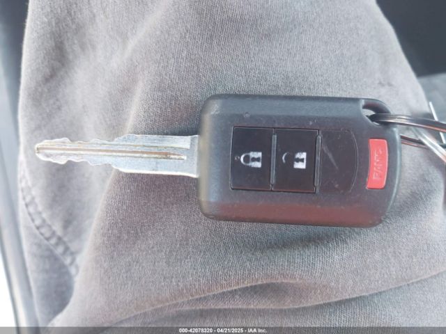 2019 MITSUBISHI MIRAGE ML32A3HJ6KH003674 Photo 10