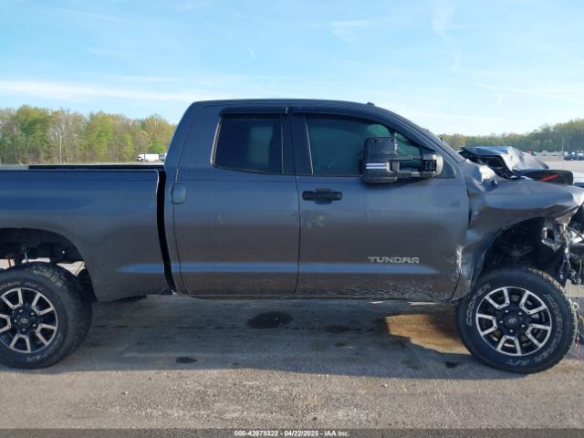 5TFUW5F13FX434068 Toyota Tundra Sr5 5.7l V8