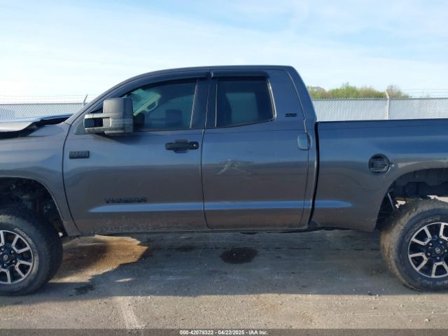 5TFUW5F13FX434068 Toyota Tundra Sr5 5.7l V8