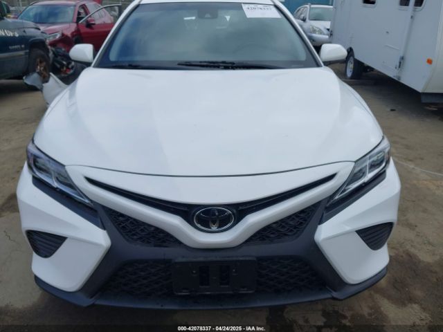 4T1B11HK4JU658105 Toyota CAMRY SE