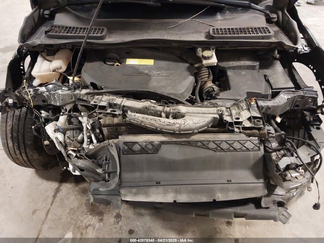 1FMCU9GX0GUA50193 Ford ESCAPE SE