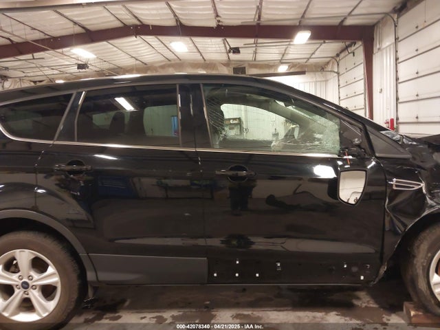 1FMCU9GX0GUA50193 Ford ESCAPE SE