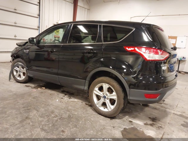 1FMCU9GX0GUA50193 Ford ESCAPE SE