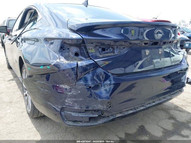 58AD21B10LU007636 Lexus ES 300H