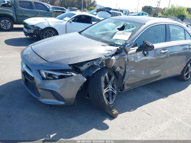 W1K3G4EB7NJ363798 Mercedes-Benz A 220