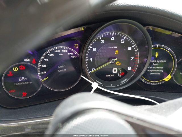 WP0AE2A74JL130540 Porsche Panamera E-hybrid 4